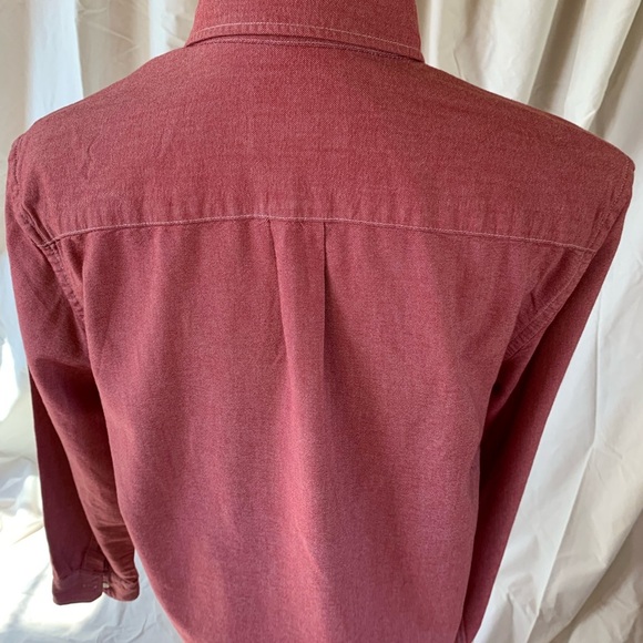 Red chambray button down shirt size small. - Picture 5 of 10